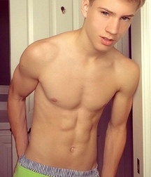 cute boys 6 58dd9f1863ab6.jpg