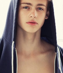 Cute boys 10 58e96ec822c95.jpg