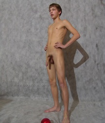 Artur wishes you a happy holiday 5a31bcd517fda.jpg