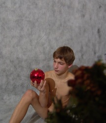 Artur wishes you a happy holiday 5a31bd0b71cde.jpg