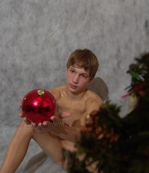 Artur wishes you a happy holiday 5a31bd0ca2bcc.jpg