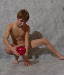 Artur wishes you a happy holiday 5a31bd2999f4b.jpg