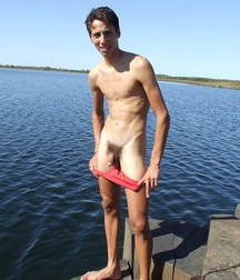 Cumming on the rocks 5a32f21ebf2ce.jpg