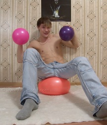 Ball boy 5a32f8e7d49ec.jpg