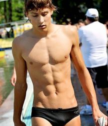More cute boys 5a916f876dceb.jpg