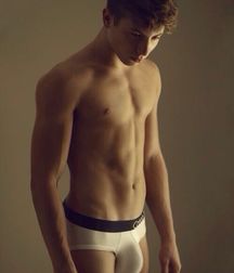 More cute boys 5a916fa28d87b.jpg