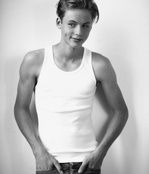 Hot boys 6 5aac64fb7d028.jpg