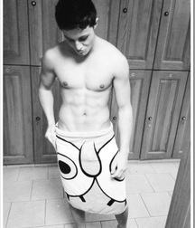 shirtless boys 5c7ff47656ab4.jpg