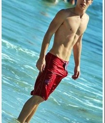shirtless boys 5c7ff48241e5d.jpg