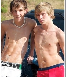 Shirtless 2 5c82ae357ad9d.jpg