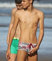 Shirtless 3 5c82e2f691d42.jpg