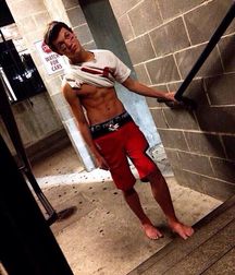 Shirtless 4 5c894d2d42cf0.jpg