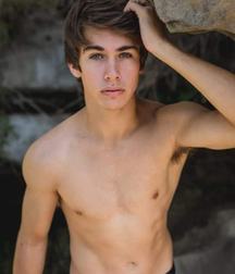 Shirtless 4 5c894d45e5d25.jpg