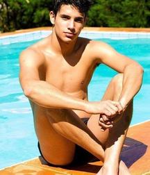 Shirtless 4 5c894d6885f52.jpg