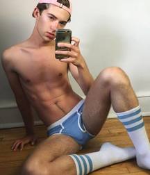 Selfie 4 5ca0f88fabc81.jpg