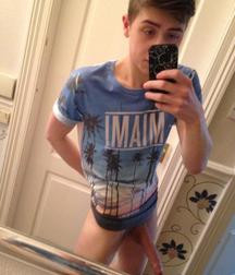 Selfie 5 5ca2967babe09.jpg