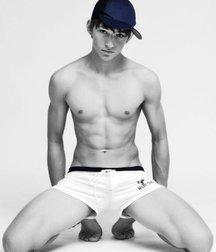 Just some more guys to drool over 5d113e0d55581.jpg