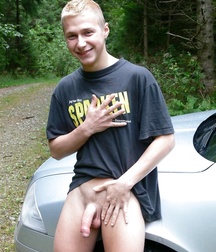 Pants down, baby! 5e62a9c6d105a.jpg