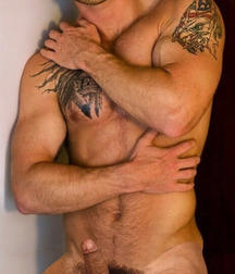 Nice guys naked 56dcb3d8129e1.jpg