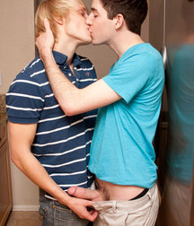 Hot lads - web finds 5b85f9f2e847e.jpg