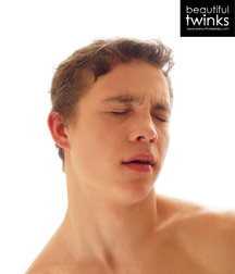 Internet finds 5c3f470ab74ff.jpg