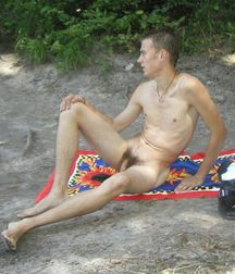 Boys 5c4f26a5dee24.jpg