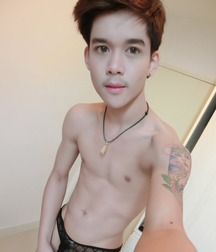 Yoshi  56d7b40455d8b.jpg