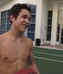 Austin  56da48a6709a1.jpg