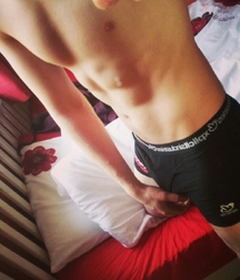 Irish lads showing off 5b6f588db5c89.jpg