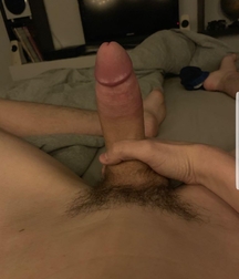 Grindr guys 5c844f3cb69c9.jpg