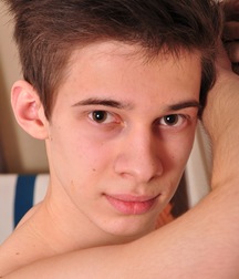19n_Louis 5ca0b1e9c7779.jpg