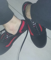 My shoes and socks 5bbbebe015cd3.jpg