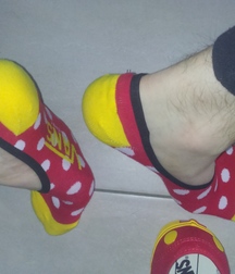 My shoes and socks 5bbbebec08414.jpg