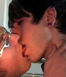 First Kiss 576ae961f2fb3.jpg
