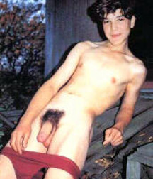 Vid HOT RED 576c895ecfc99.jpg
