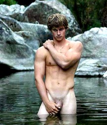 Naked 578bfe2f6a4a7.jpg
