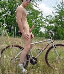 Naked 578bfe398939a.jpg