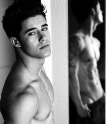 Shirtless Models 5794219f0f6a2.jpg