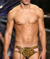 Shirtless Models 579421ade7463.jpg