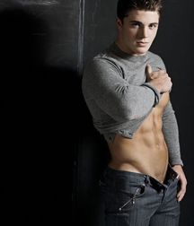 Shirtless Models 579421bd0fc40.jpg