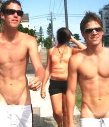 Sagging 579819d5b0f87.jpg