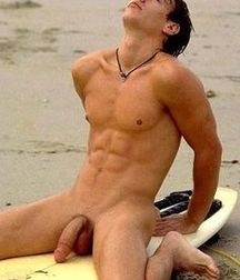 Surfers 579e56351e728.jpg