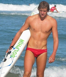 Surfers 579e565ea89e9.jpg