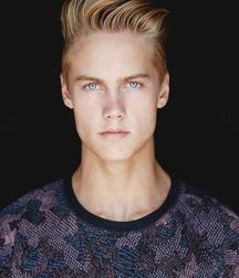 Faces 57a295708ead3.jpg
