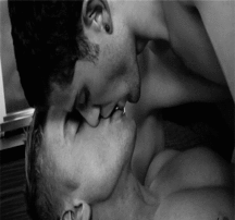 Kiss Me Now 57ef530f52341.gif