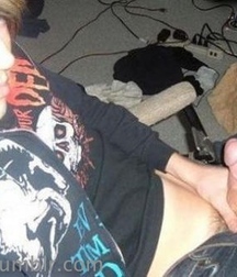Touch Me! 5b8f1be040b2a.jpg