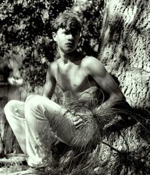 Artistic Boys 5b9d84d0943d4.jpg