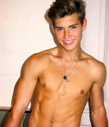 Artistic Boys 5b9d84f5d975f.jpg