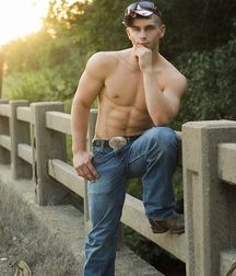 Farm Boys 5ba19bd3af26e.jpg