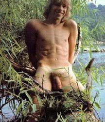 Smiling Boys 5ba804d1989a5.jpg